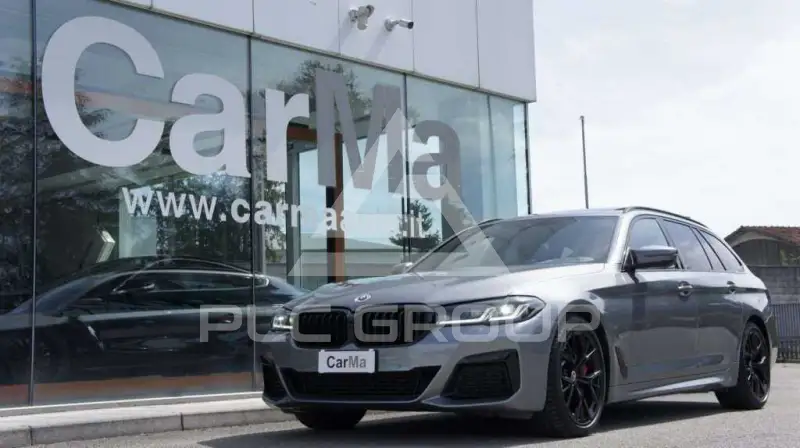 2022 BMW 520