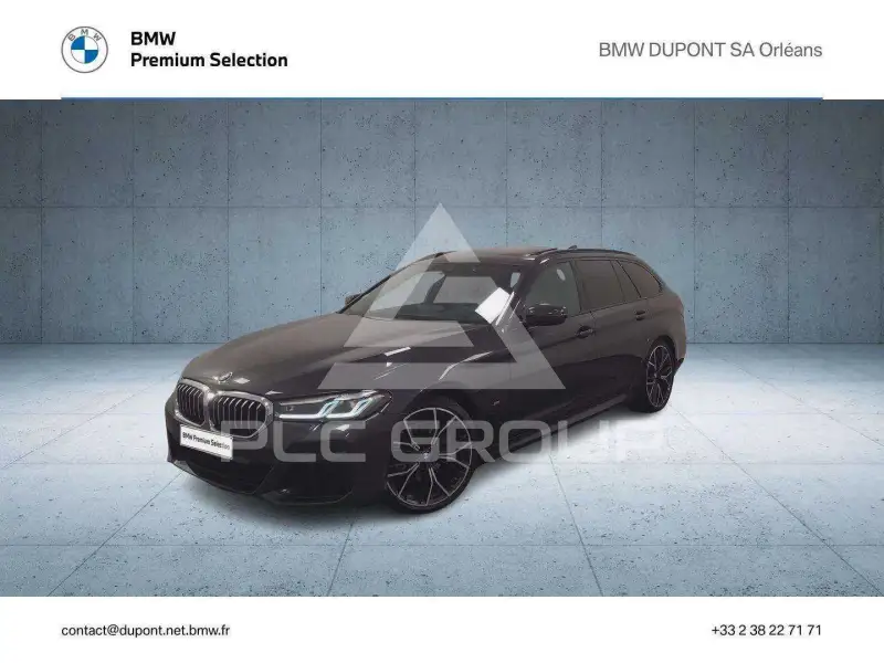 2022 BMW 520