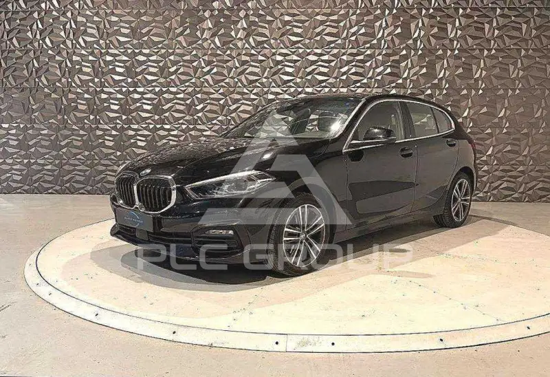 2022 BMW 116