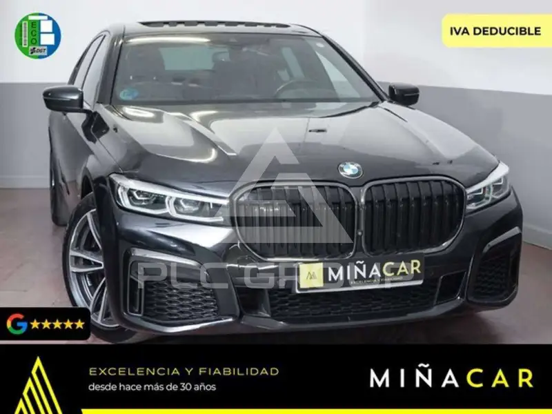 2022 BMW 730