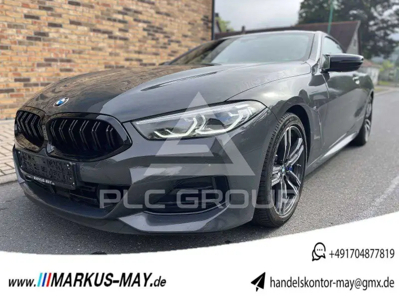 2022 BMW M8