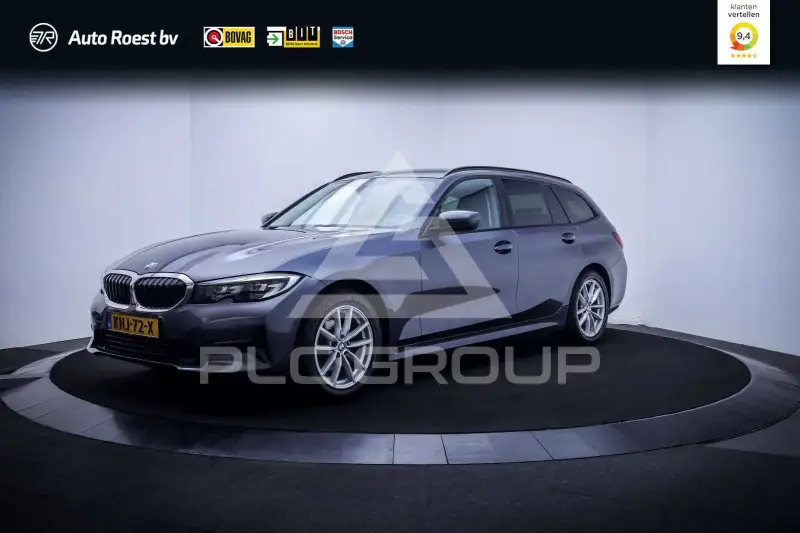 2022 BMW 318