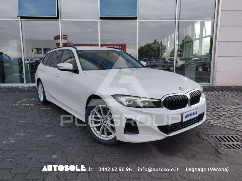 2022 BMW 318