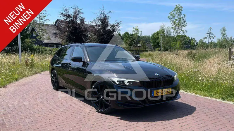 2022 BMW 318