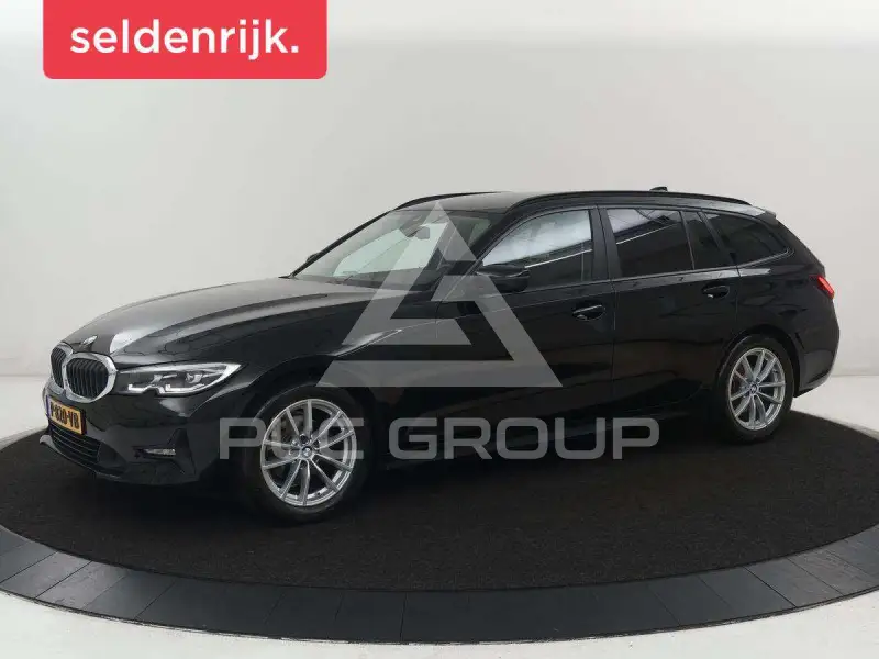 2022 BMW 318