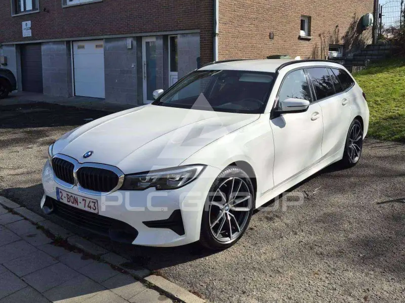 2022 BMW 318