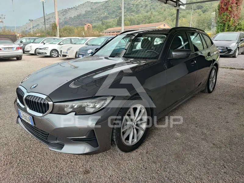 2022 BMW 318