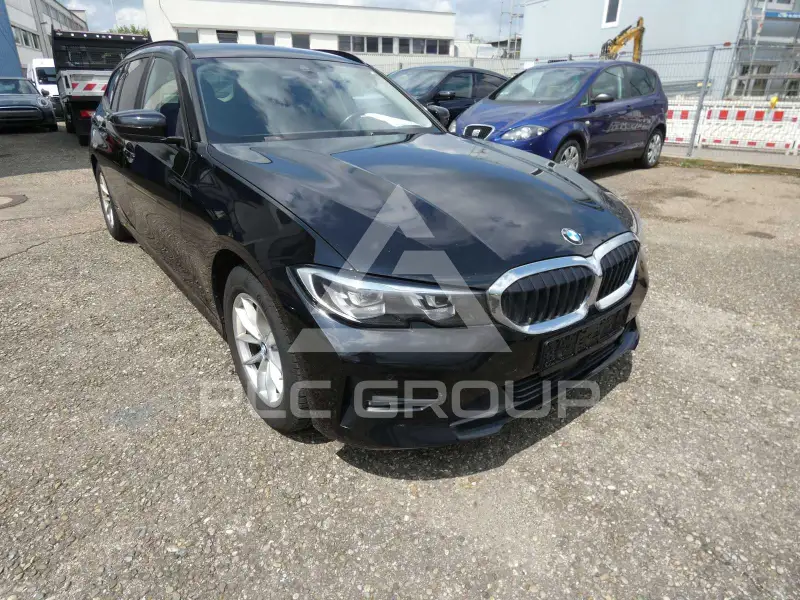 2022 BMW 318