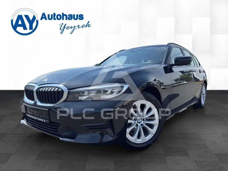 2022 BMW 318
