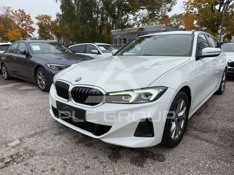 2022 BMW 318