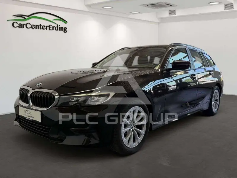 2022 BMW 318