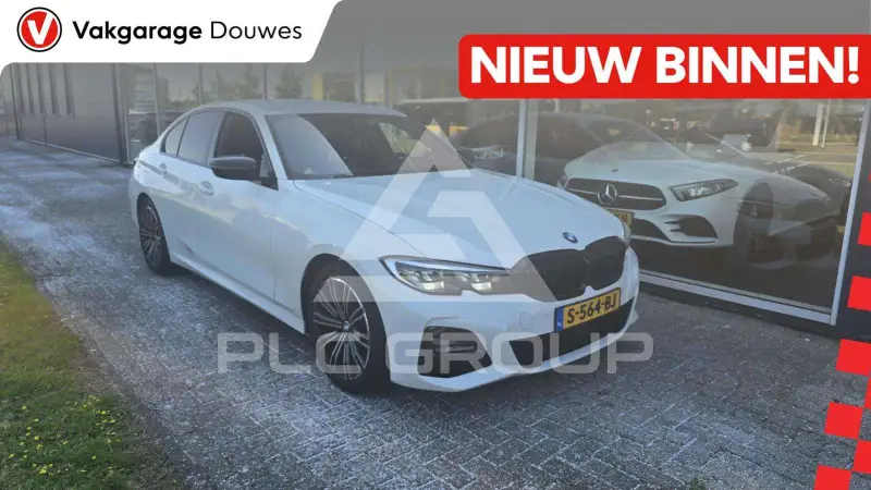 2022 BMW 318