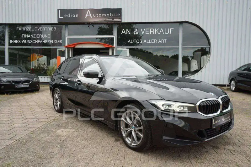 2022 BMW 318