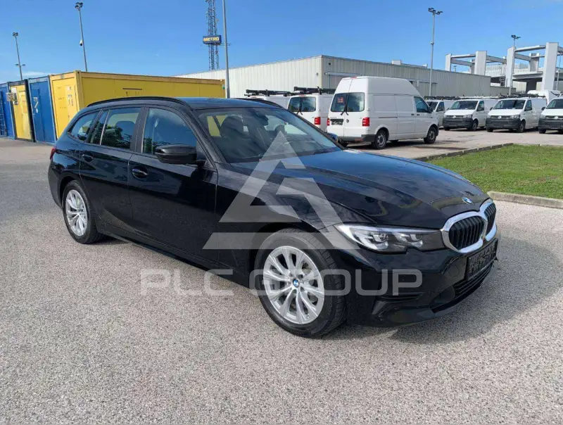 2022 BMW 318