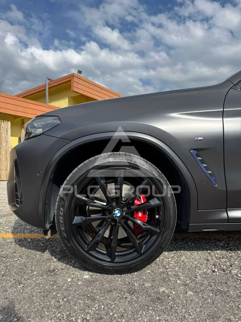 2022 BMW X4