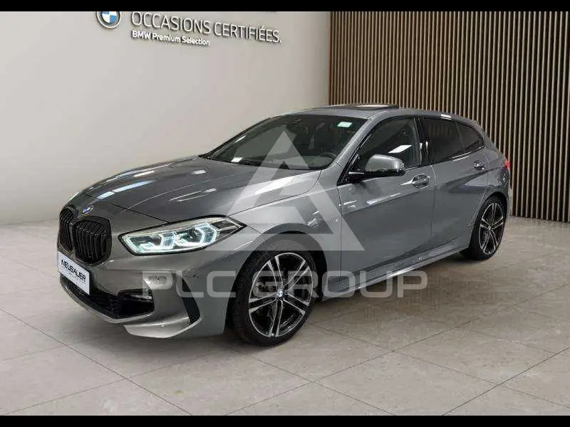 2022 BMW 118