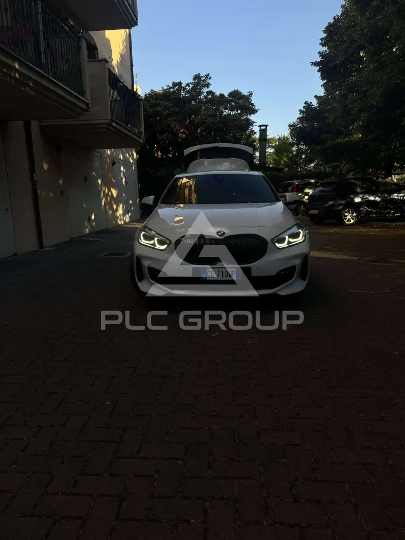 2022 BMW 118