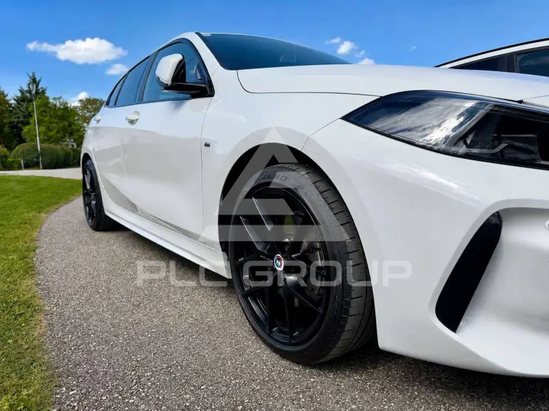 2022 BMW 118