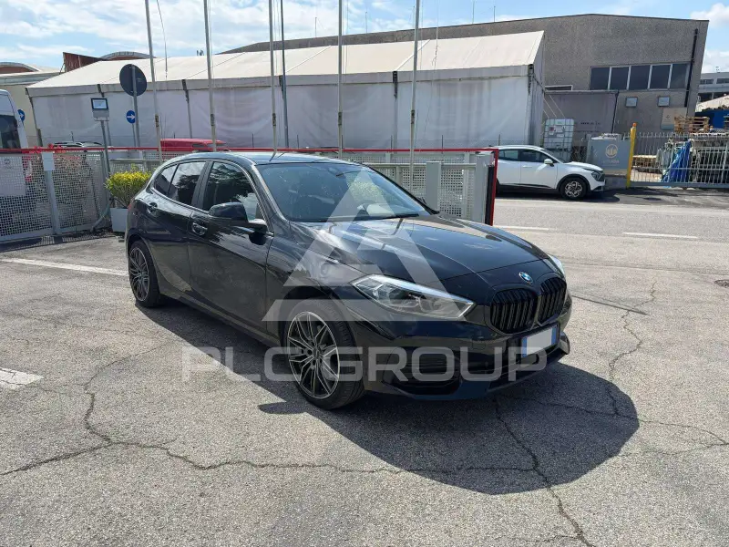 2022 BMW 118