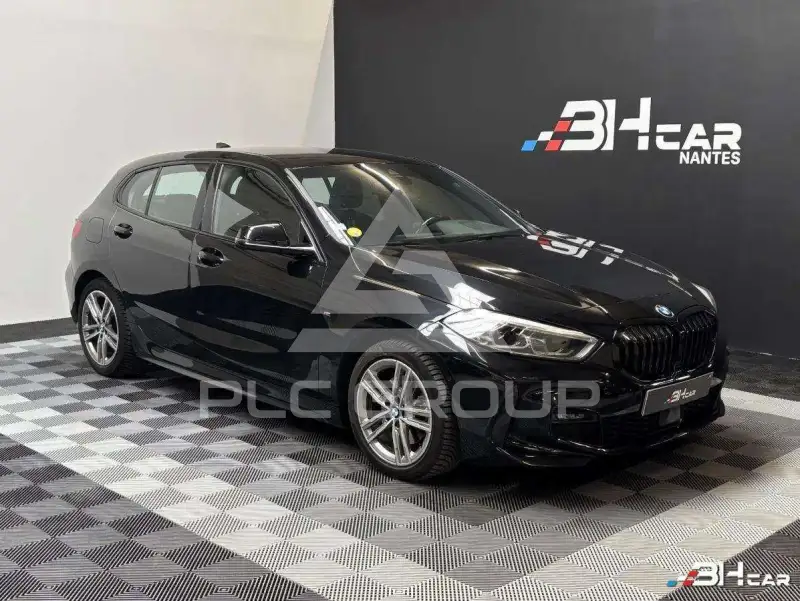 2022 BMW 118