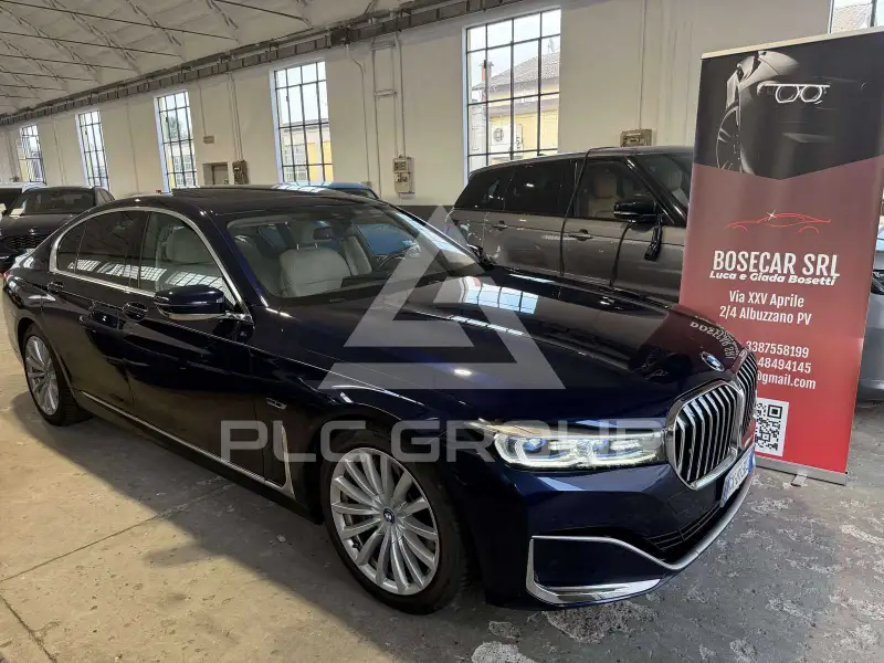 2022 BMW 745