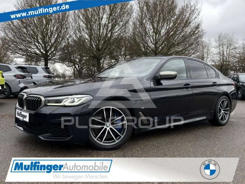 2022 BMW 550M
