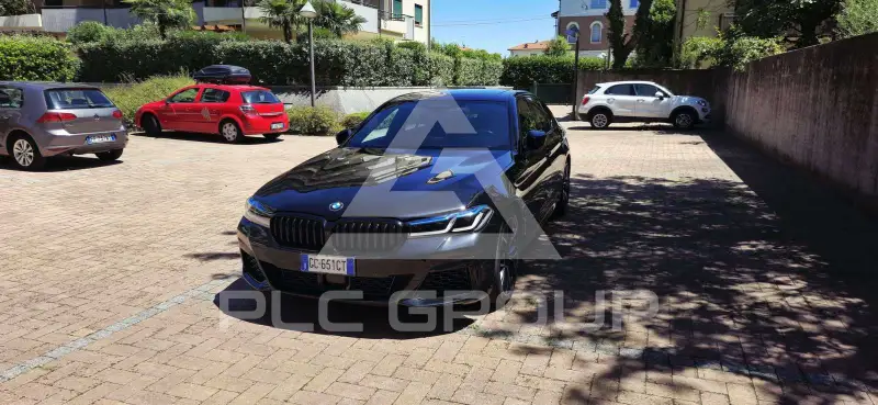 2022 BMW 550M