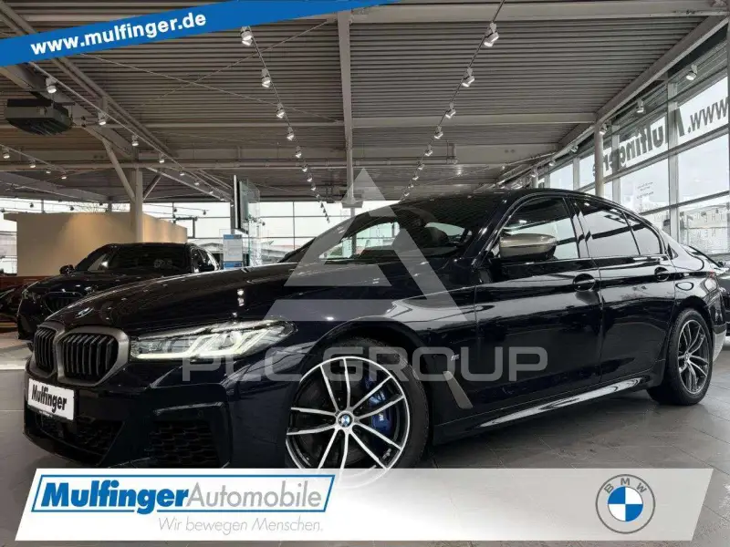 2022 BMW 550M