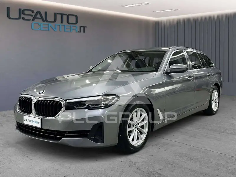 2022 BMW 518