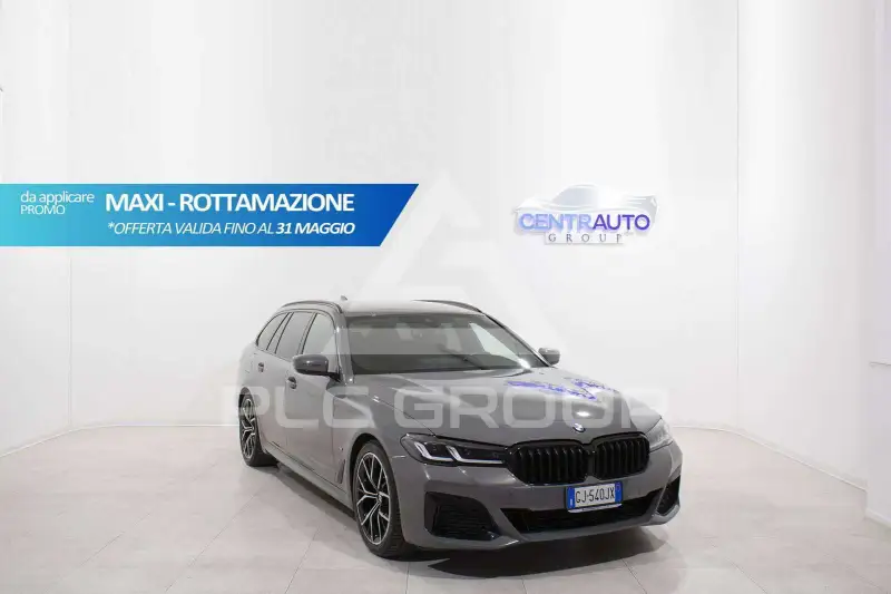 2022 BMW 518
