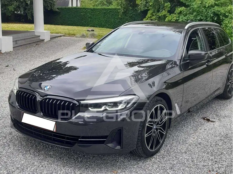 2022 BMW 518