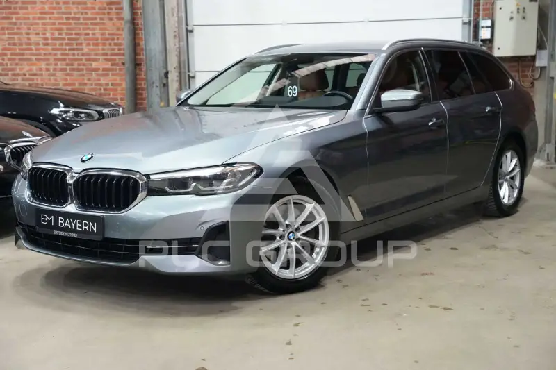 2022 BMW 518
