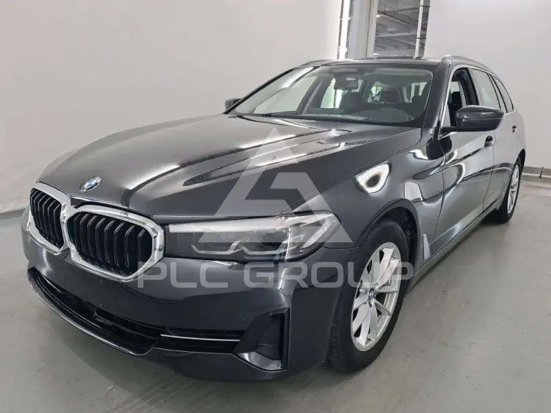 2022 BMW 518