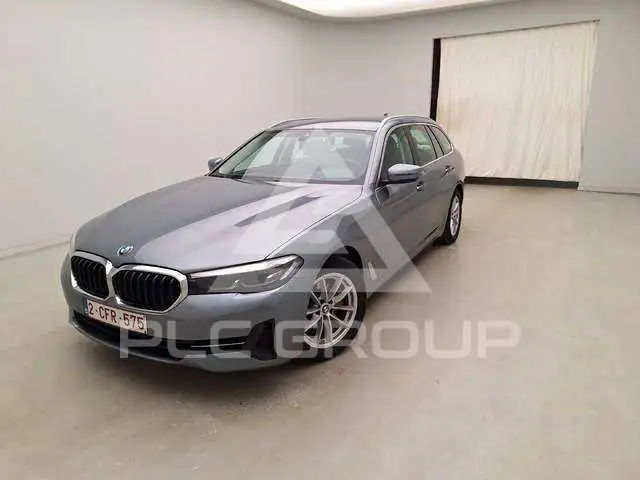 2022 BMW 518