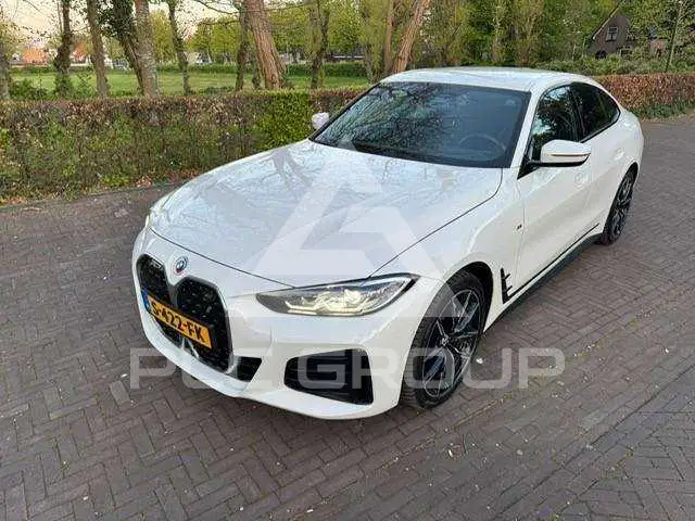 2022 BMW I4