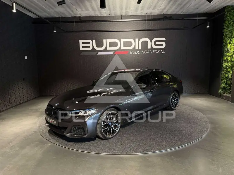 2022 BMW 545