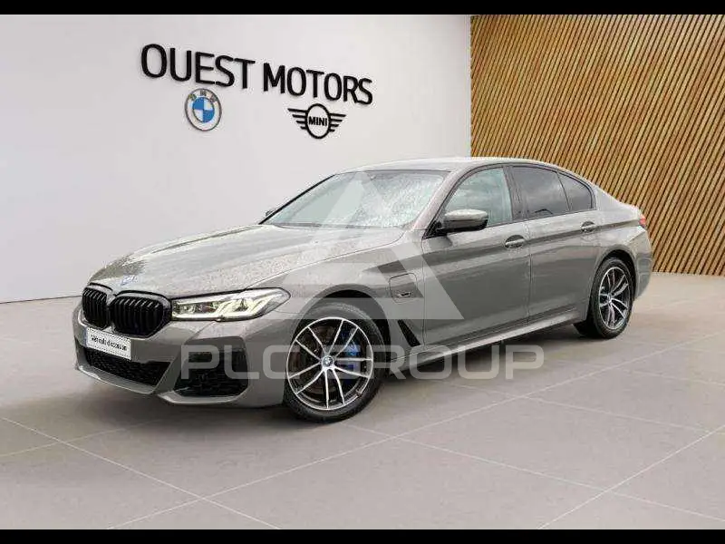 2022 BMW 545