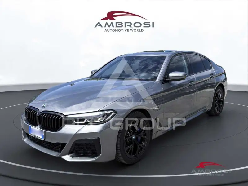 2022 BMW 545