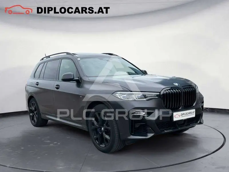 2022 BMW X7