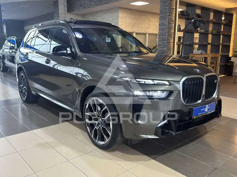 2022 BMW X7