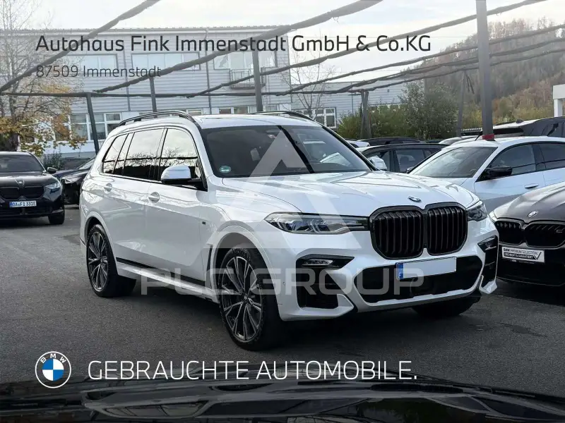 2022 BMW X7