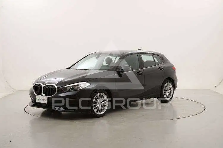 2022 BMW 120