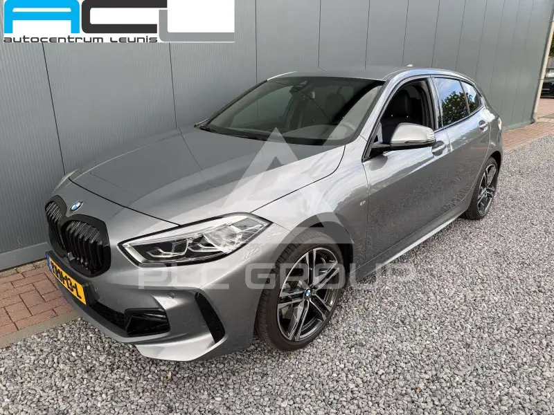 2022 BMW 120