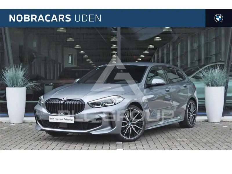 2022 BMW 120