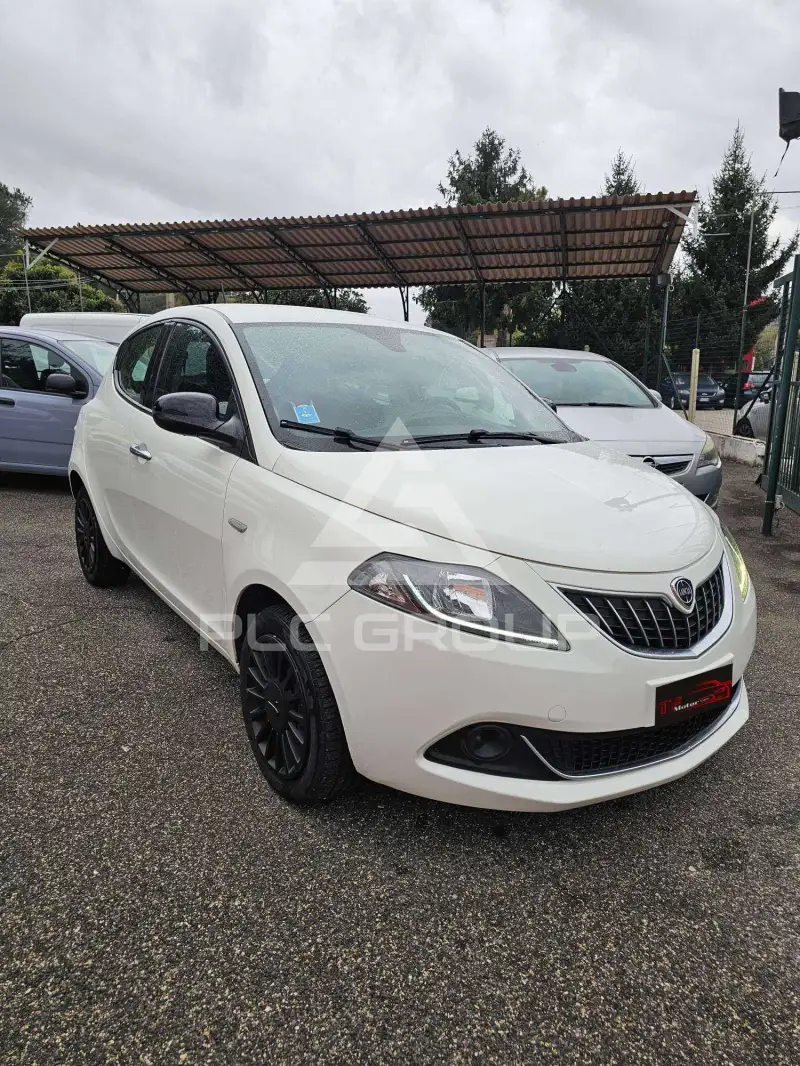 2022 Lancia YPSILON