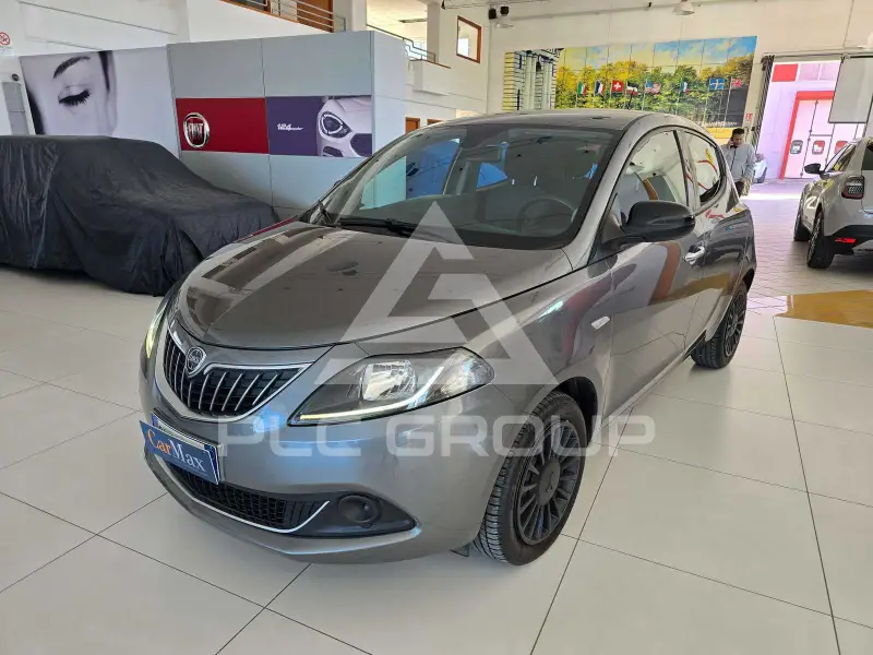 2022 Lancia YPSILON