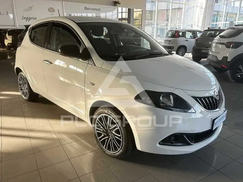 2022 Lancia YPSILON