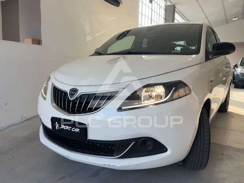 2022 Lancia YPSILON