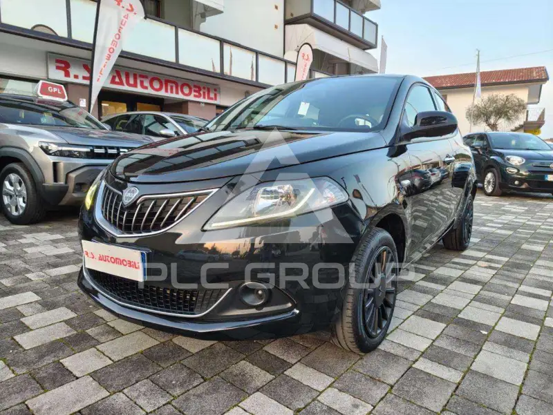 2022 Lancia YPSILON