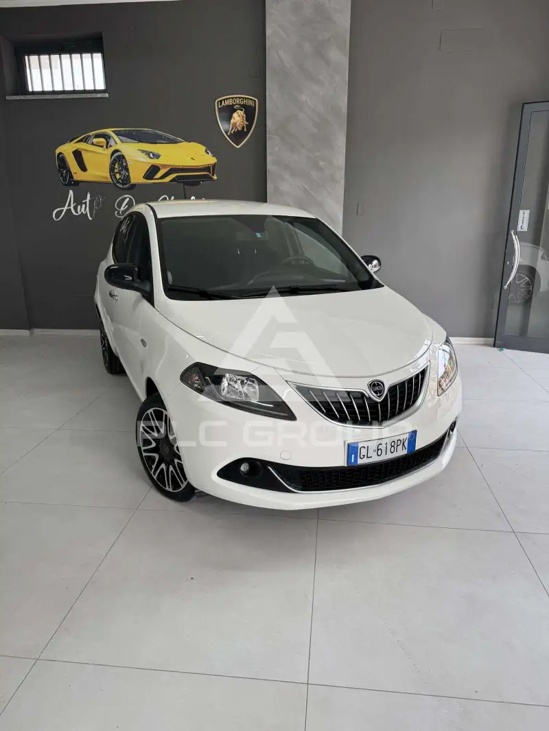 2022 Lancia YPSILON